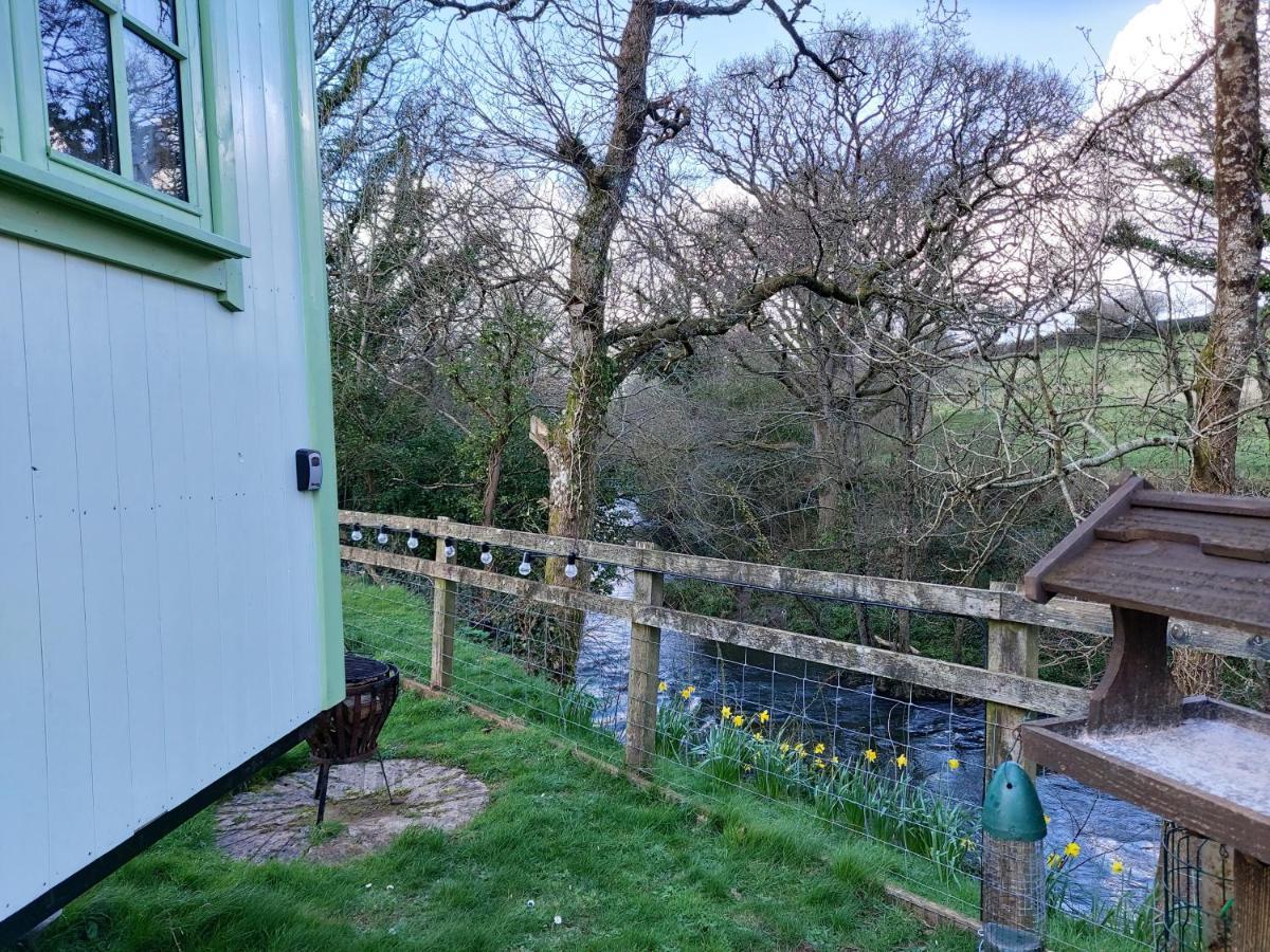 אוקהמפטון The Old Mill Shepherds Hut מראה חיצוני תמונה