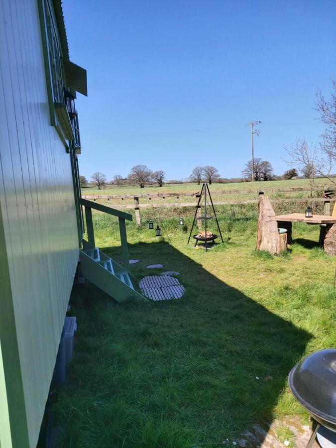 אוקהמפטון The Old Mill Shepherds Hut מראה חיצוני תמונה
